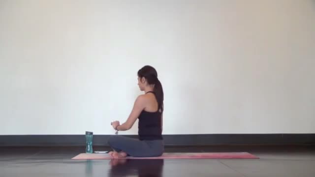 Yoga for Beginners (Relaxing)