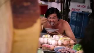 Gordon Ramsay Eats A Snake's Heart While It's Still Beating | Gordon's Great Escape