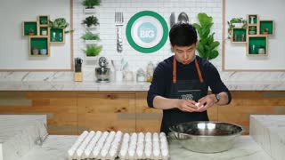 I Made A Giant 100-Egg Omelet 