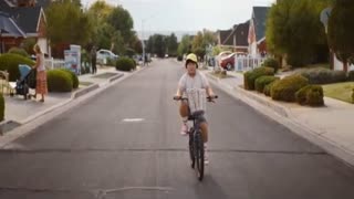 Barb and Star Go to Vista Del Mar (2021) | Trailer